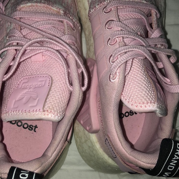 NMD SHOE - Picture 4 of 4